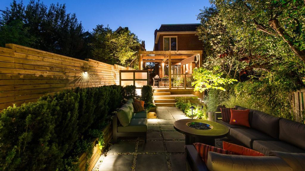 Transform Your Home’s Exterior with Outdoor House Lights